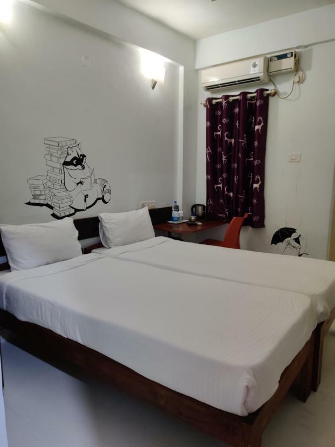 Raccoon Rooms Mysore Eksteriør bilde